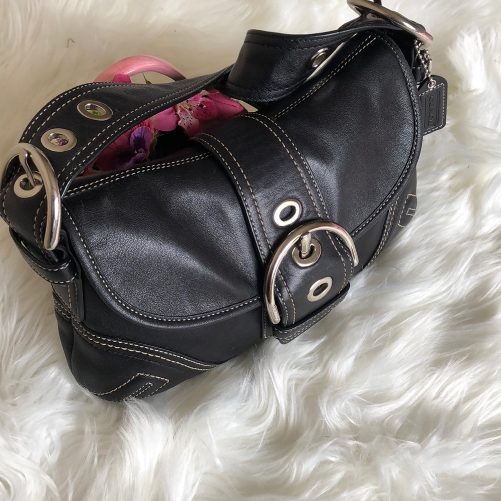 Coach Authentic Shoulder Bag - Picture 3 of 7